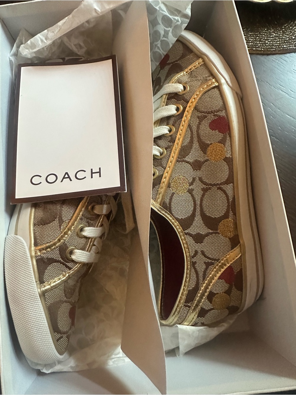 Slightly Worn Size 8Coach Beige Signature Canvas Sneakers with Red Heart Accents - Picture 4 of 8